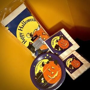 80s Vintage Halloween Black Cat & Jack O’lantern Table Cloth & Party Set